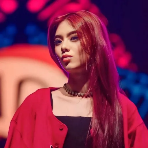 creator Talkie-Mikha lim🦊's avatar