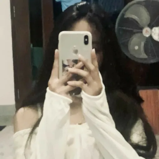 creator Chanty Cruz's avatar