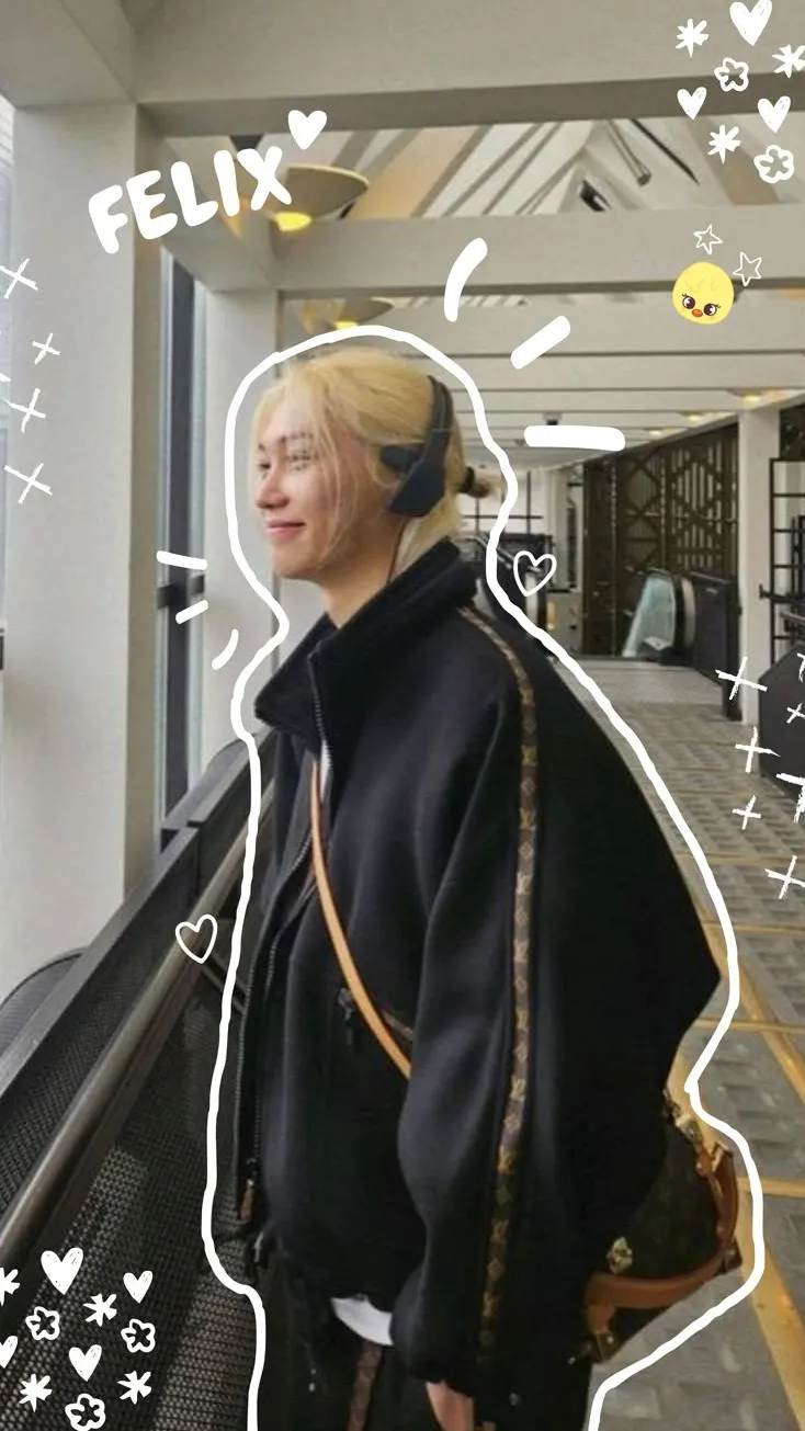 ai character: ×FELIX× background