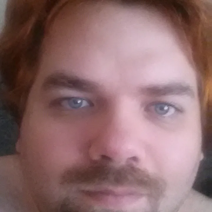 chat with ai character: Angell