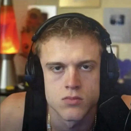 creator ✨Twinkle toey✨'s avatar