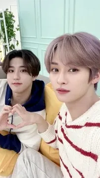 ai character: MORE MINSUNG background