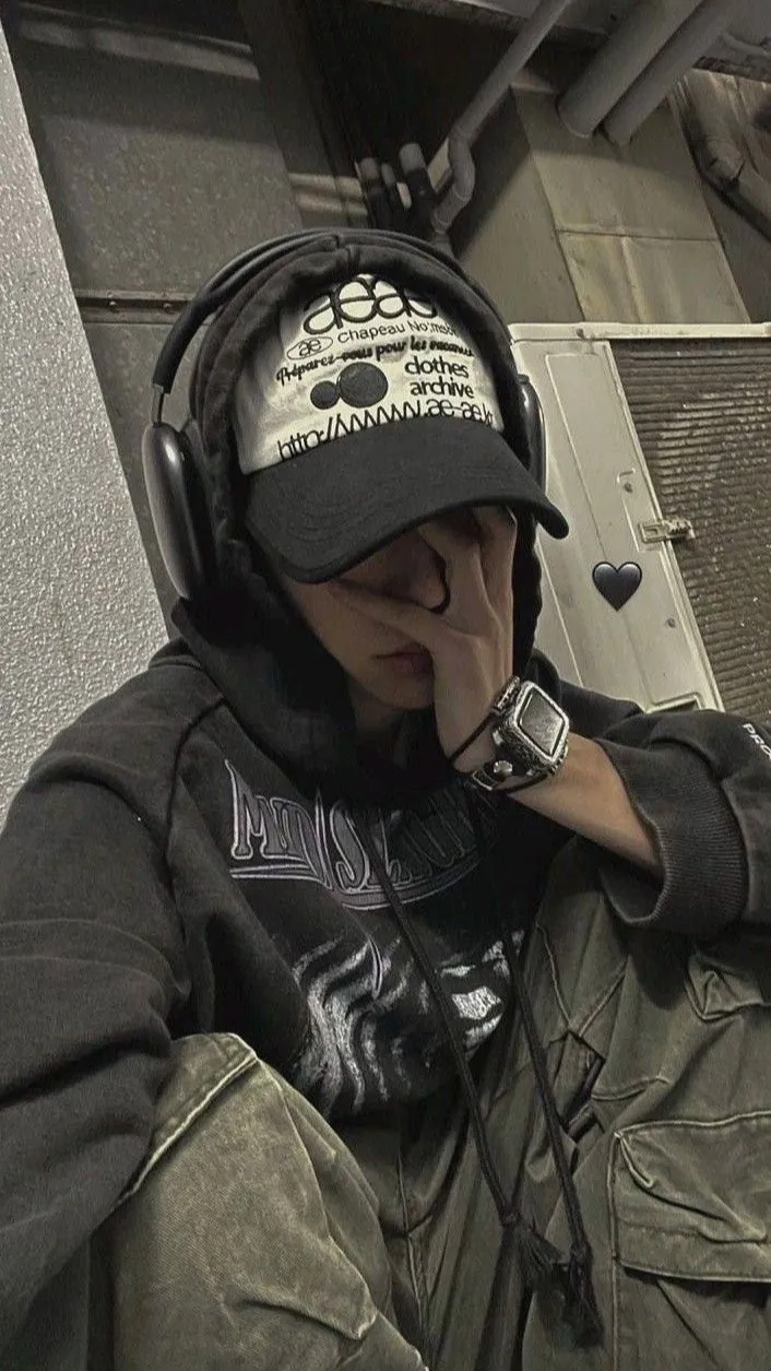 ai character: Hyunjin background