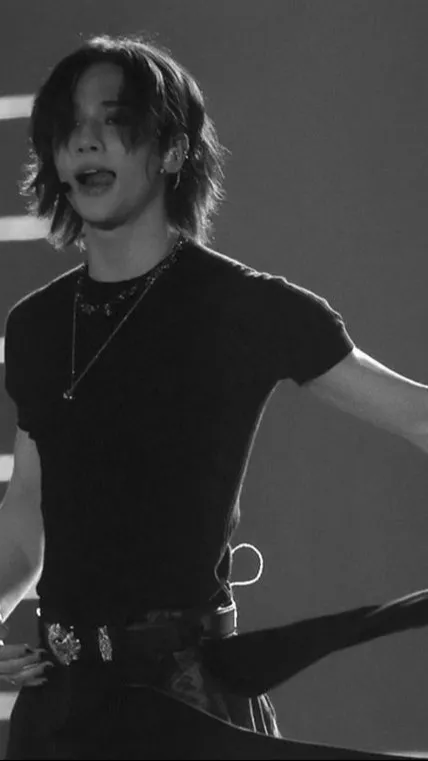 ai character: Hyunjin background