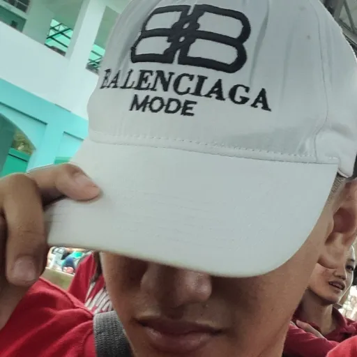 creator Kyle Grix's avatar