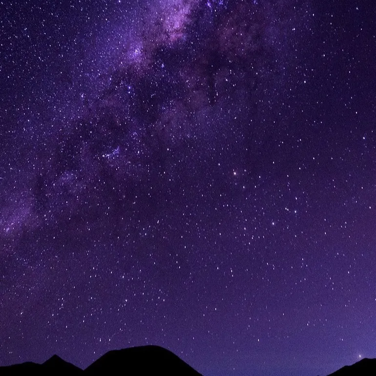 chat with ai character: blank