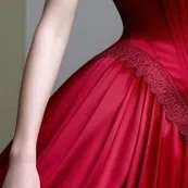 chat with ai character: Amelie Rousseau