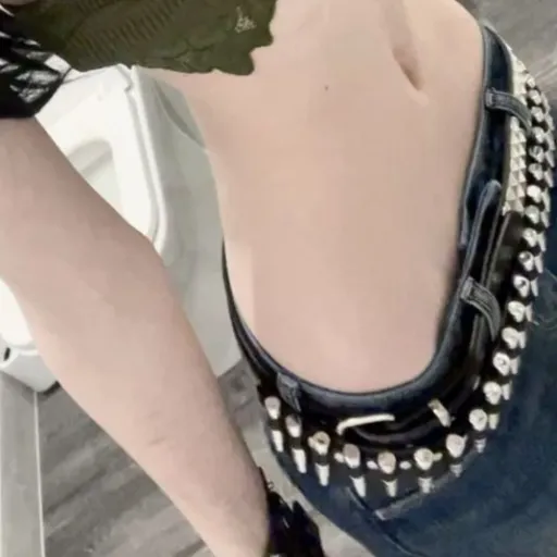 creator イ・へ・corsetblood🍃's avatar