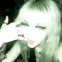 creator Xinxinn_55.'s avatar