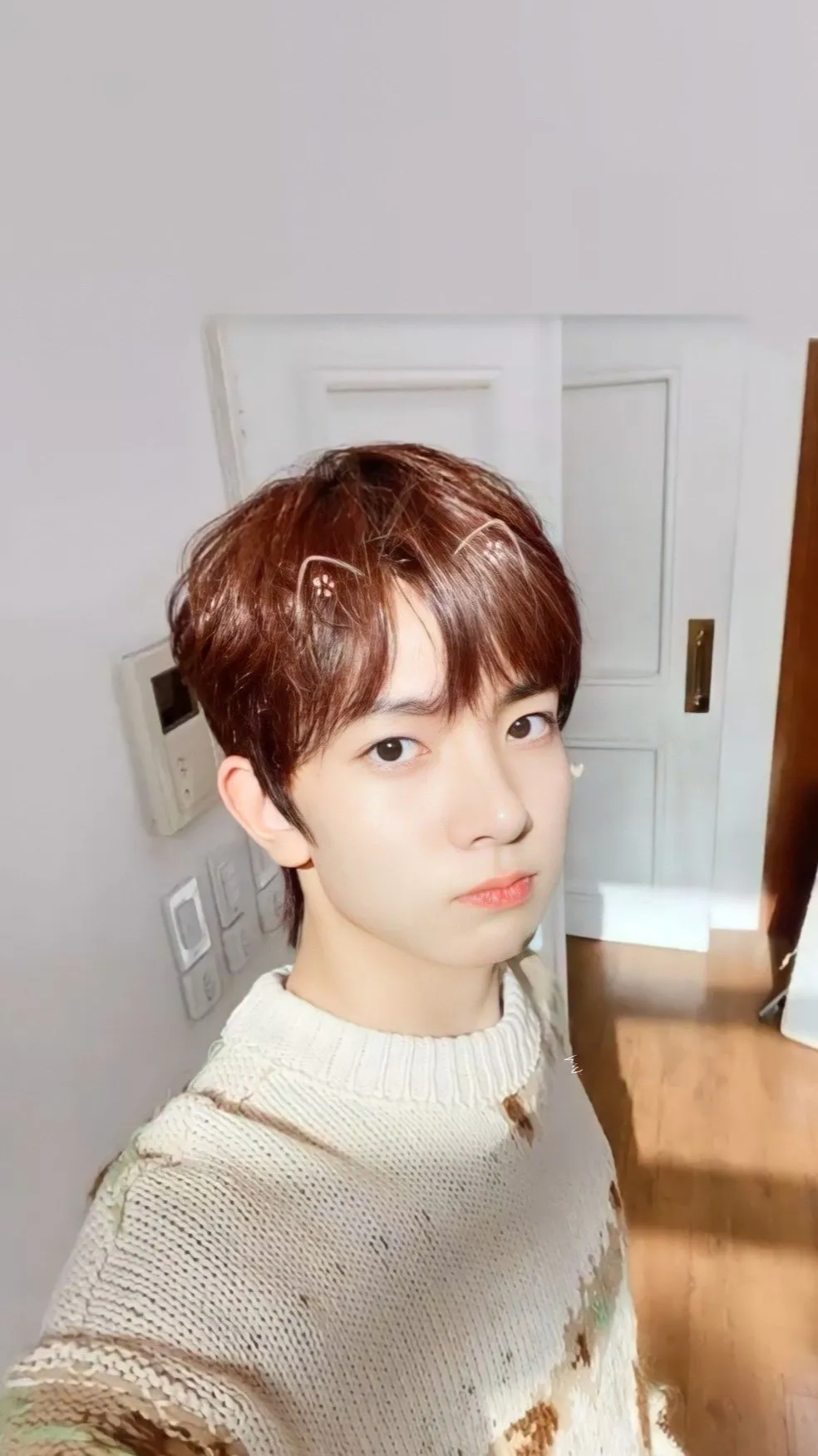 ai character: Heeseung background