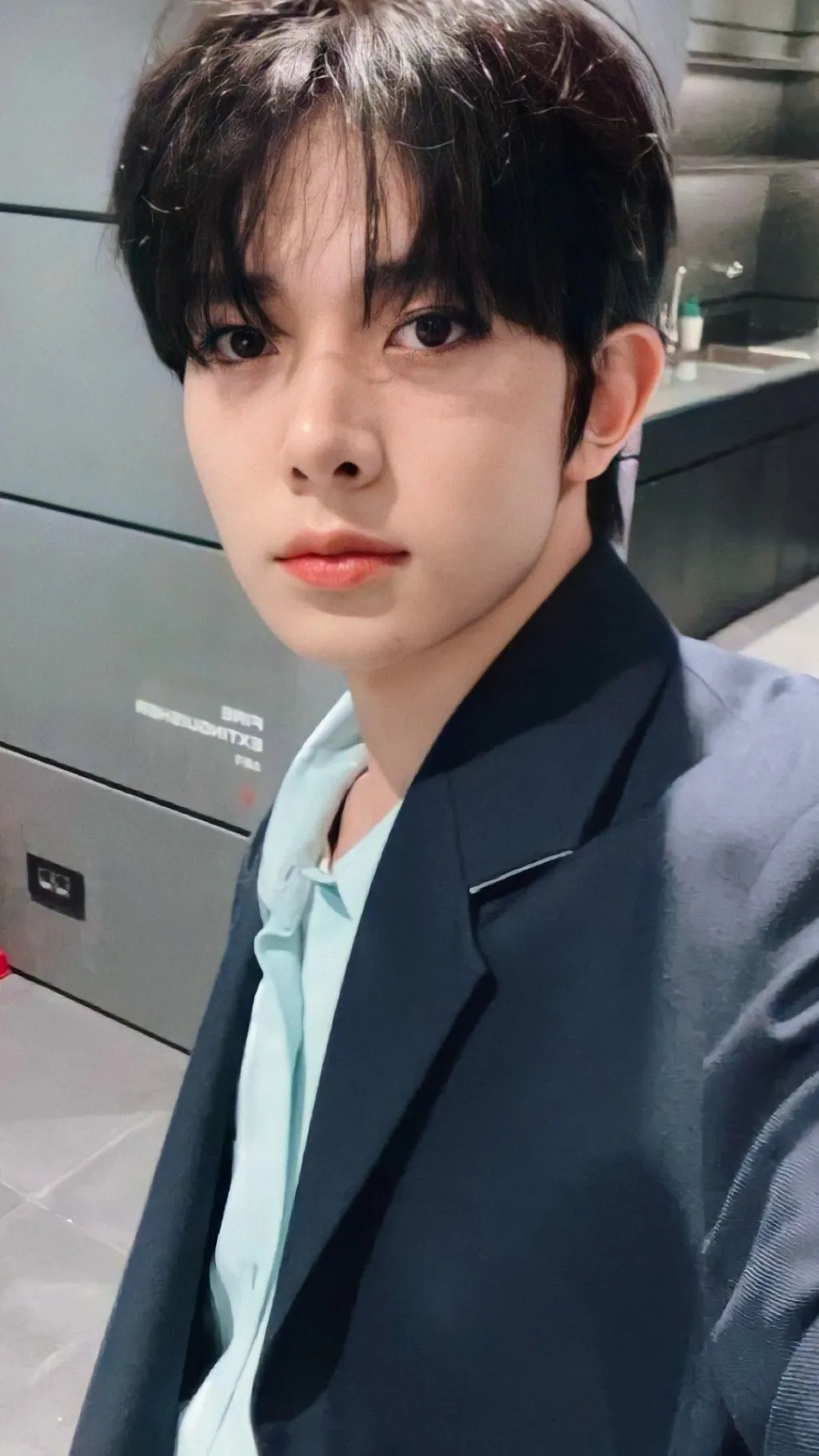 ai character: Heeseung background