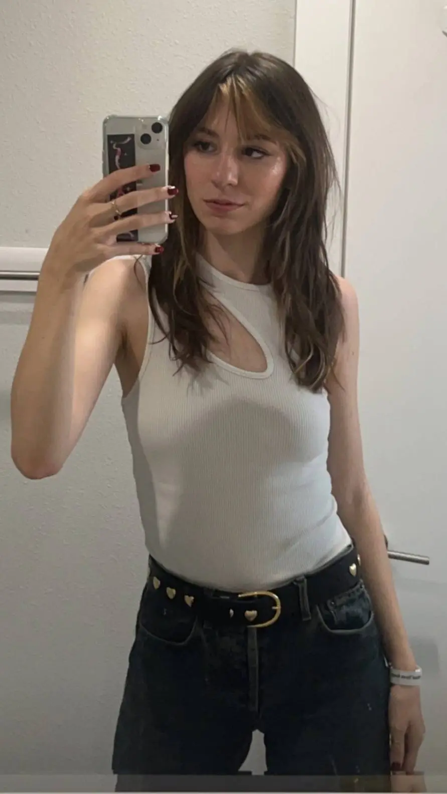 ai character: Amy Nelson background