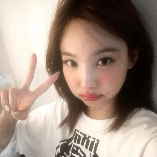 creator (Nayeli version's)'s avatar