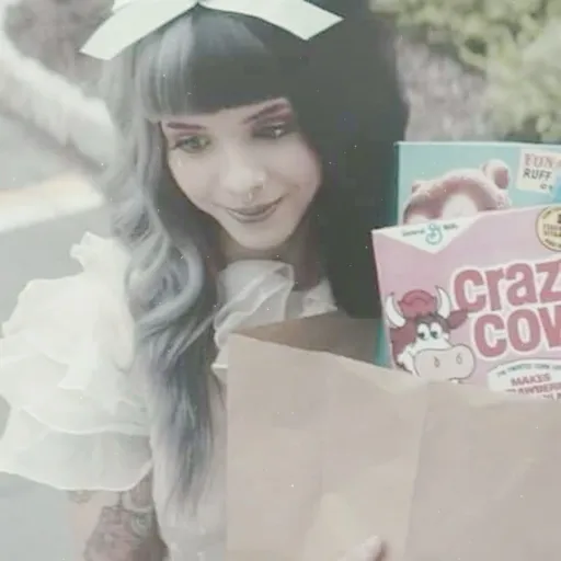 creator smallbodysoftheart's avatar