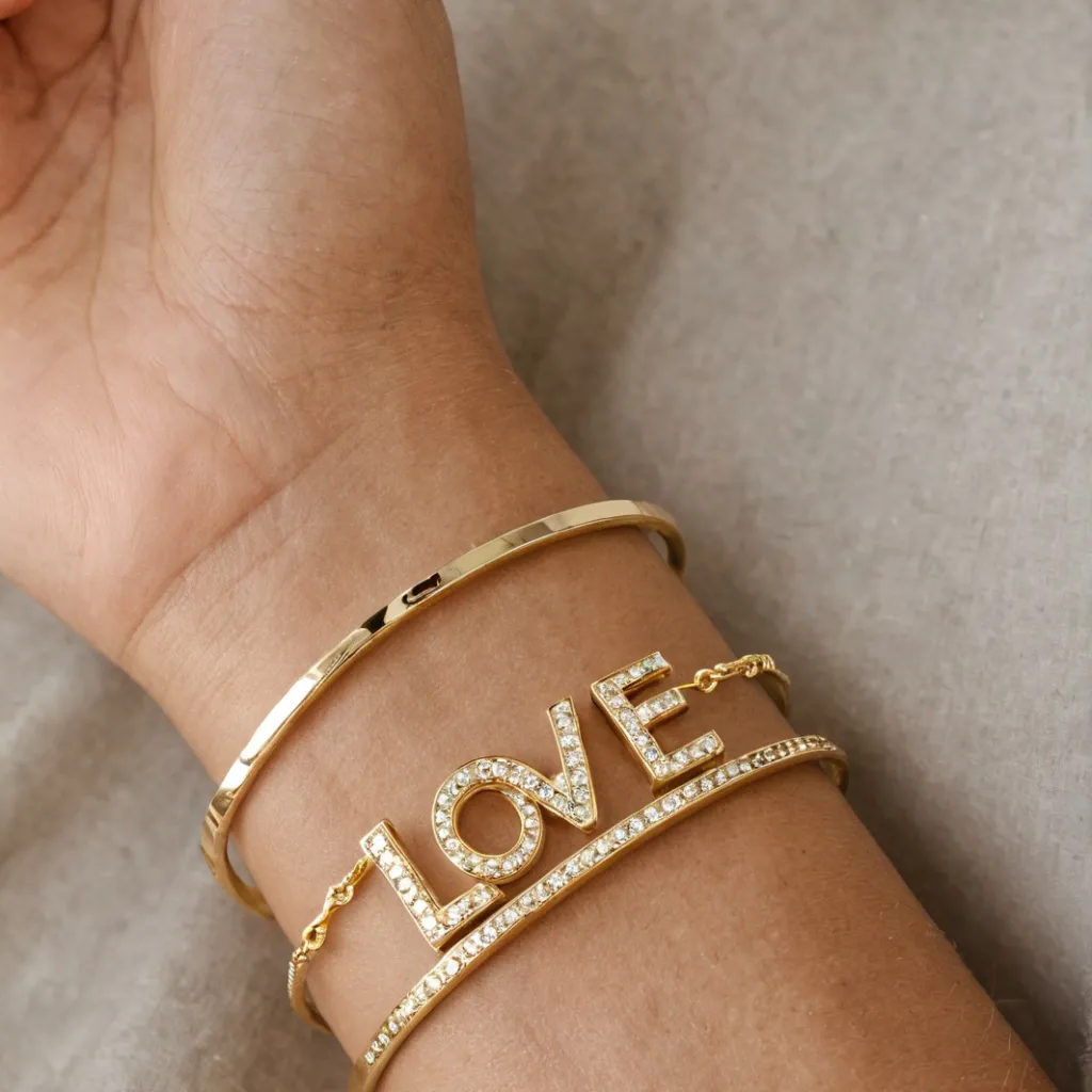 chat with ai character: Mother may I