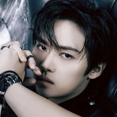 chat with ai character: Lee Minho