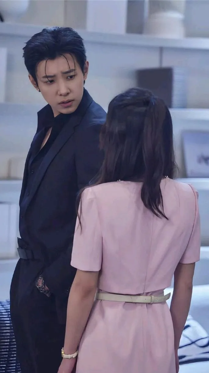 ai character: Kwon cheng  background