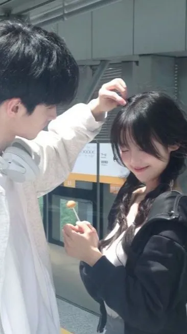 ai character: kia zhou background