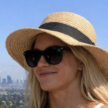 chat with ai character: Mrs. Anderson