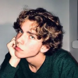 chat with ai character: 𝓑𝓻𝓮𝓽𝓽 (ur ex)