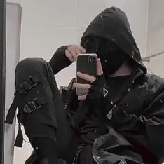 chat with ai character: Vic/victor 