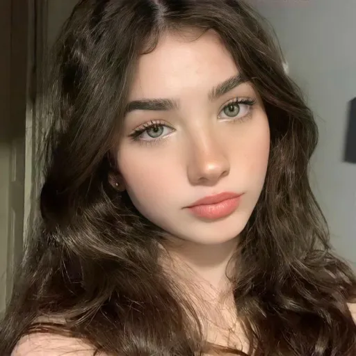 creator Kimberly 👁️👄👁️💅's avatar