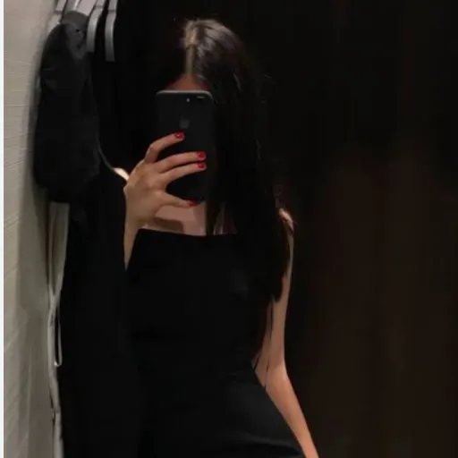 creator ®Rosie®'s avatar