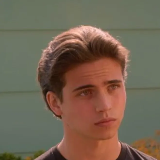 chat with ai character: Robby Keene 