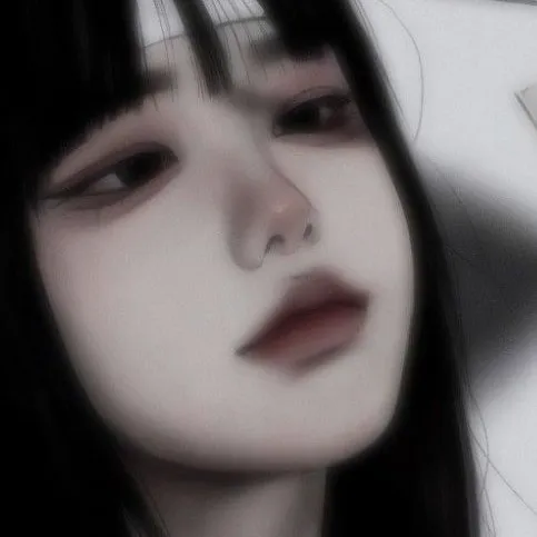 creator Laura♥︎♥︎'s avatar