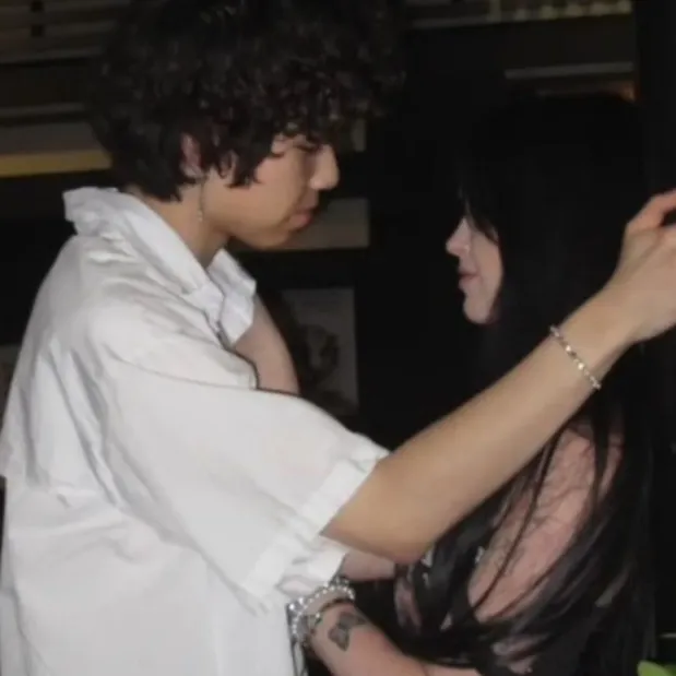 chat with ai character: Asher and Nevada