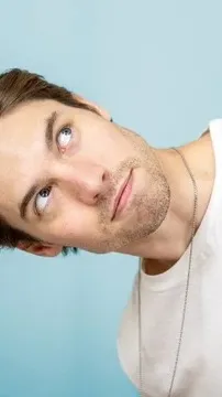 ai character: Josiah Schneider background