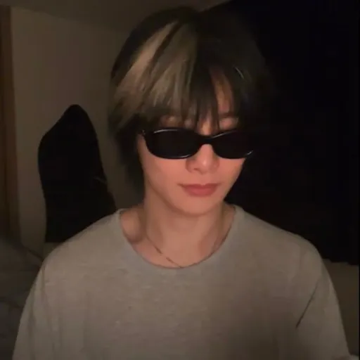 creator 💫𝕛𝕖𝕠𝕟𝕘𝕚𝕟 𝕓𝕚𝕒𝕤𝕖𝕕 ⭐'s avatar