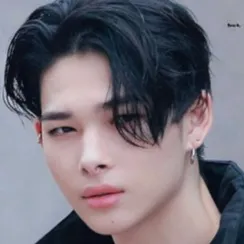 chat with ai character: Ni-ki 