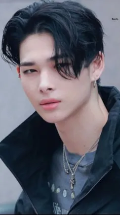 ai character: Ni-ki  background