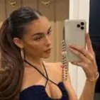 chat with ai character: Madison Beer