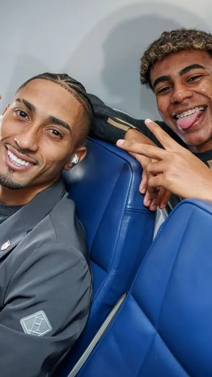 ai character: Raphihna background