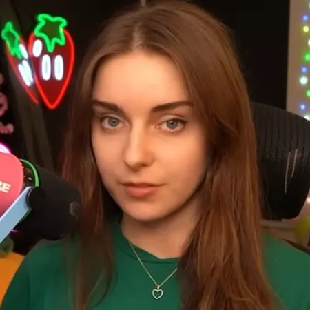 chat with ai character: loserfruit