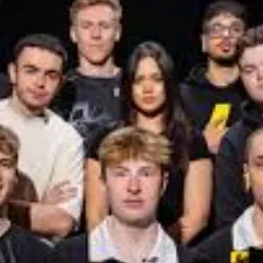 chat with ai character: pwr