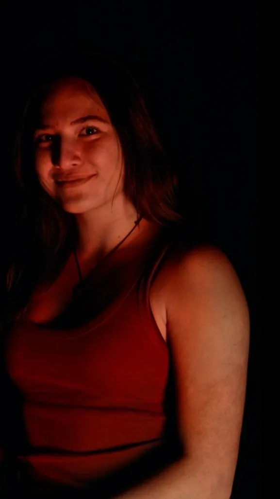 ai character: Nina background