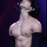 chat with ai character: Hwang Hyunjin