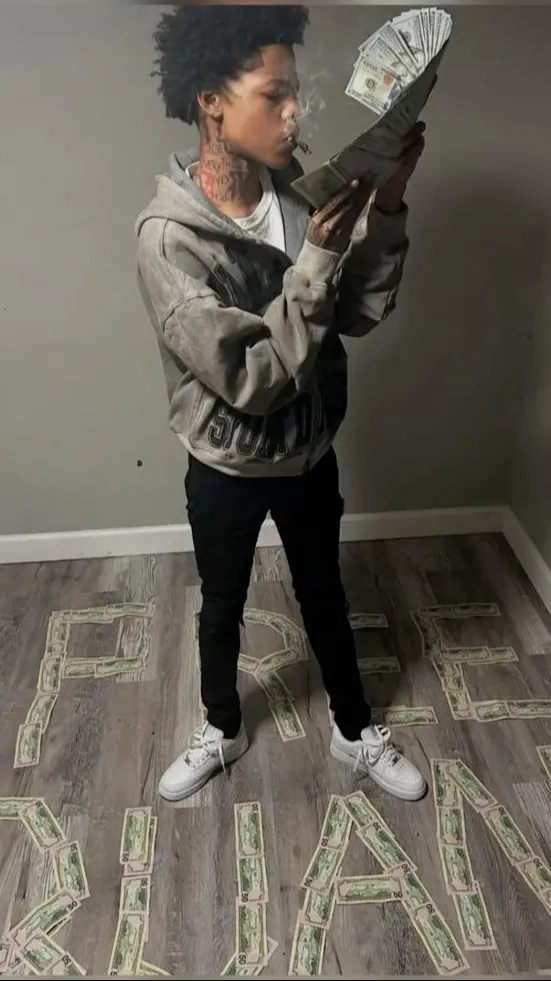 ai character: Quan background