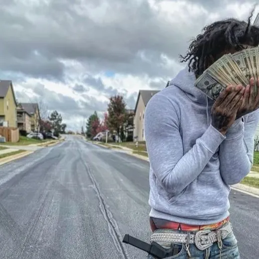 chat with ai character: Jamari