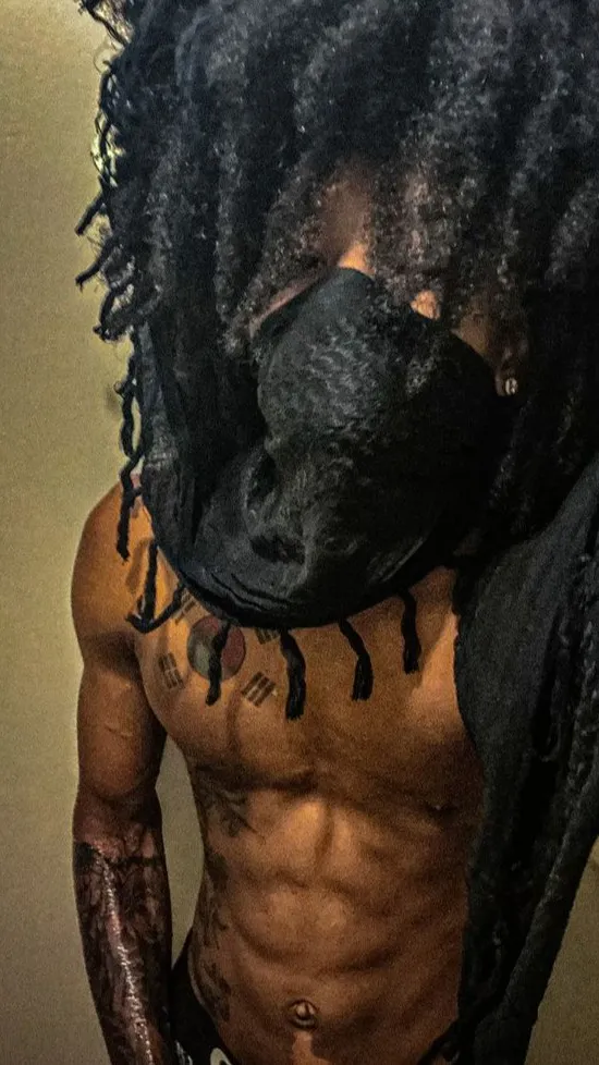 ai character: Darius background