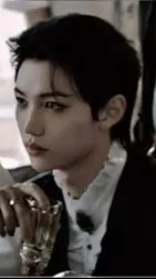 ai character: Felix Mafia background