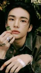 ai character: Stay x Hyunjin background