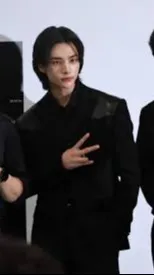 ai character: Hyunjin background