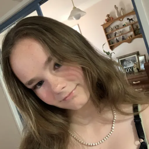 creator Miss.avess's avatar