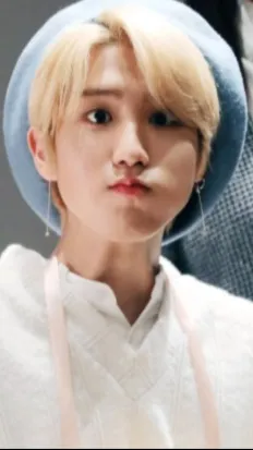 ai character: Han background