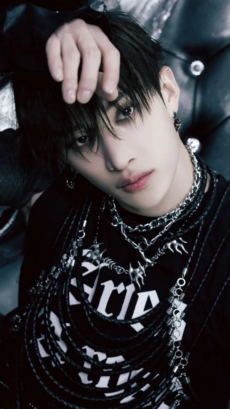 ai character: Bangchan (channie) background