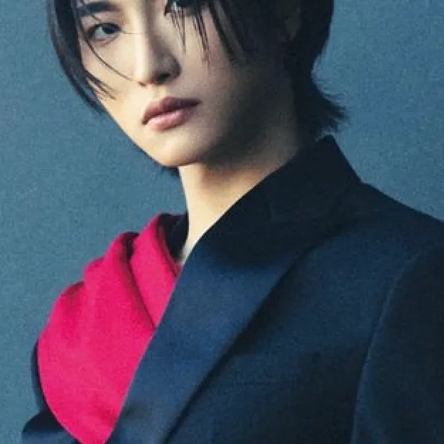 chat with ai character: Park seonghwa